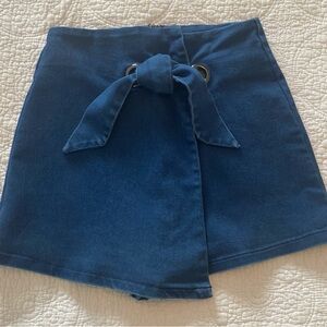 🌿LAST CHANCE🌿 Altar’d State Blue Denim Faux Wrap Skort M